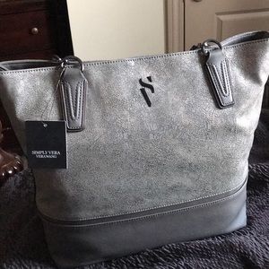 Brand new Vera Wang purse